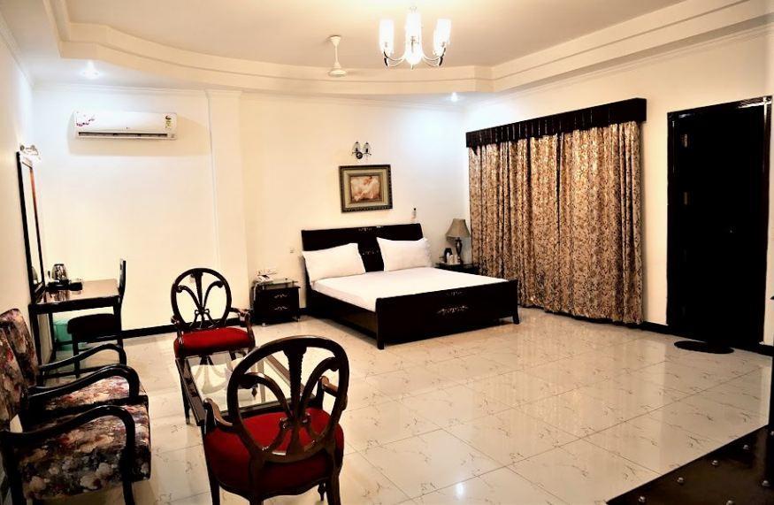 Gajraula Haveli Resort Exterior photo